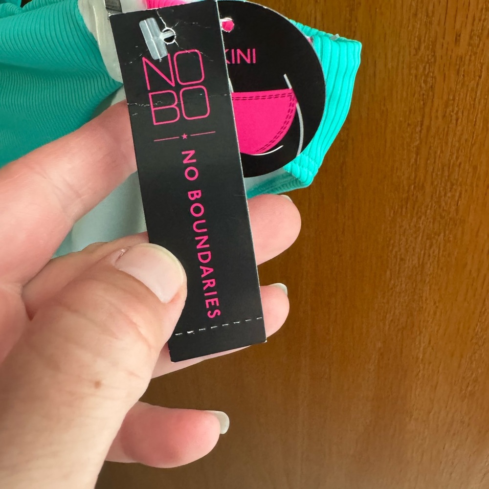 No Boundaries Aqua and Pink Bikini Set - Picture 4 of 10